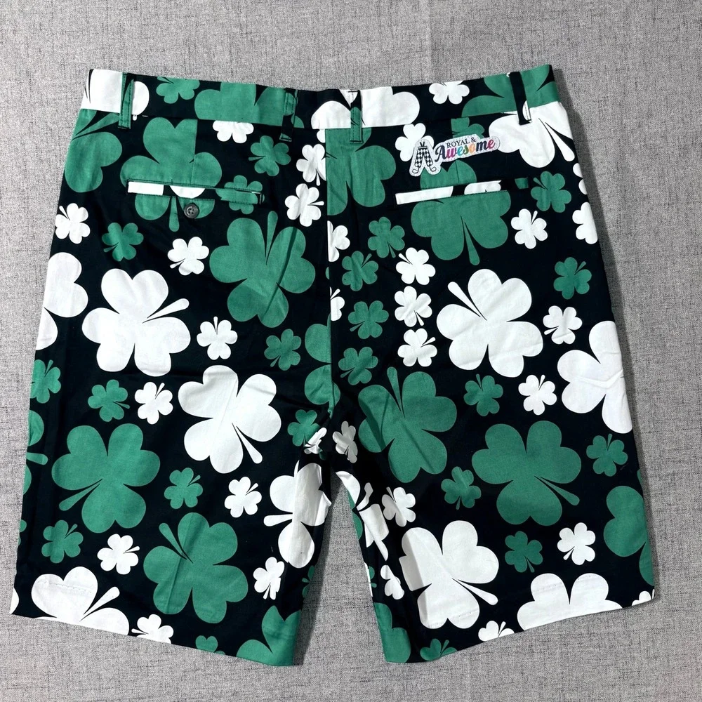 Royal & Awesome Paddy Par! Shamrock Golf Shorts Men 40 Green White